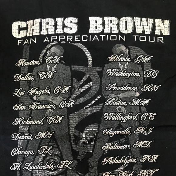 Men’s Chris brown Vintage Graffiti Tour T-Shirt Gildan Size Small - Picture 6 of 7